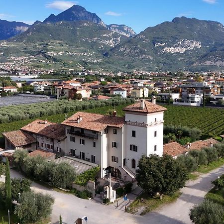 Residence La Colombera Riva del Garda Eksteriør bilde