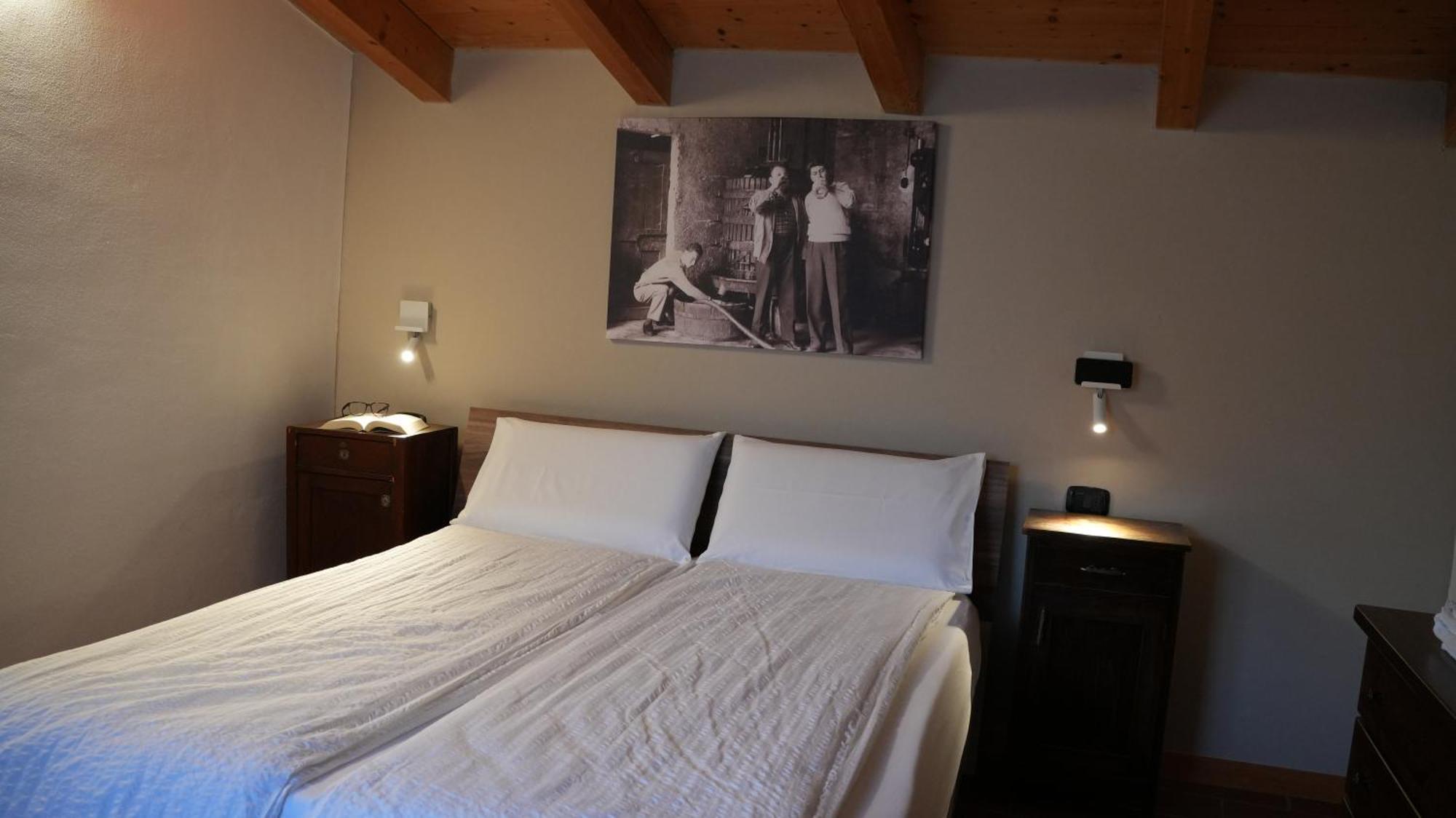 Residence La Colombera Riva del Garda Rom bilde