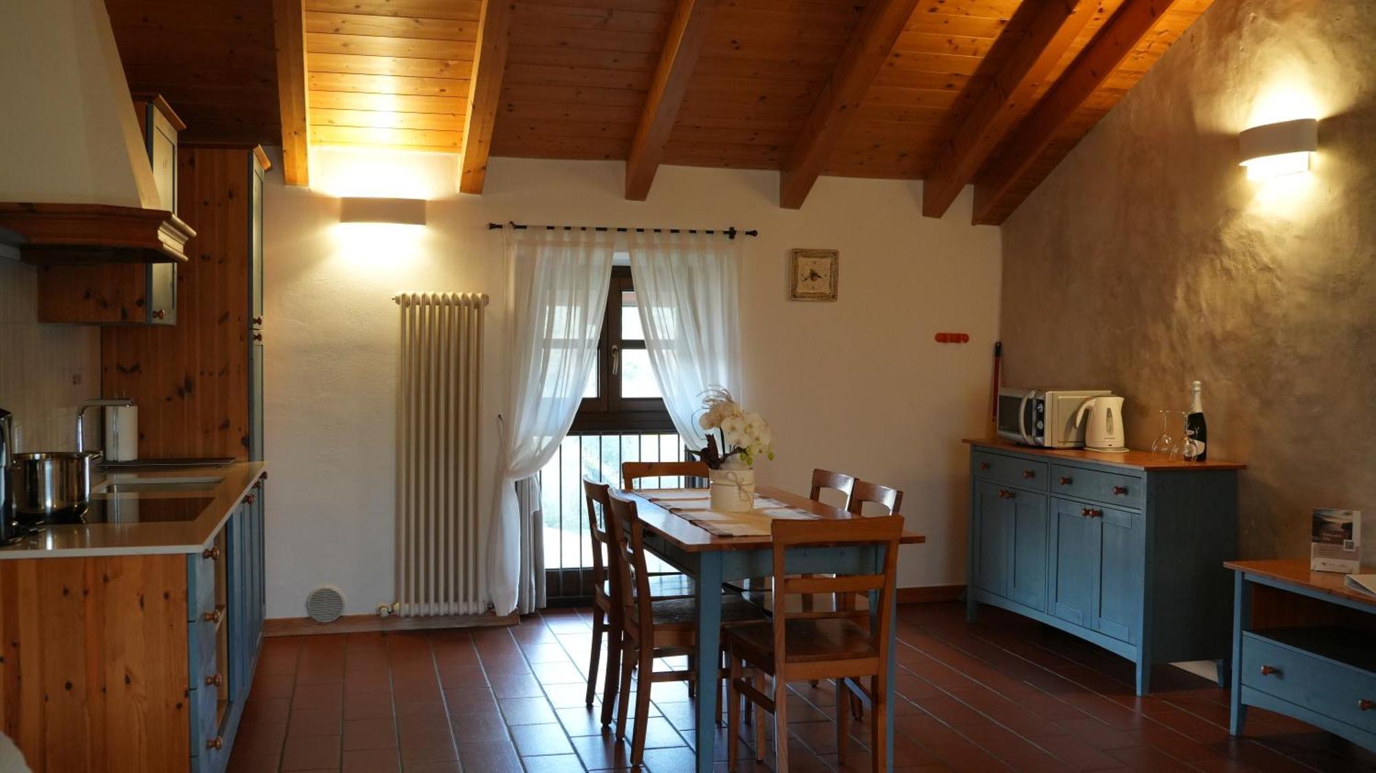 Residence La Colombera Riva del Garda Rom bilde