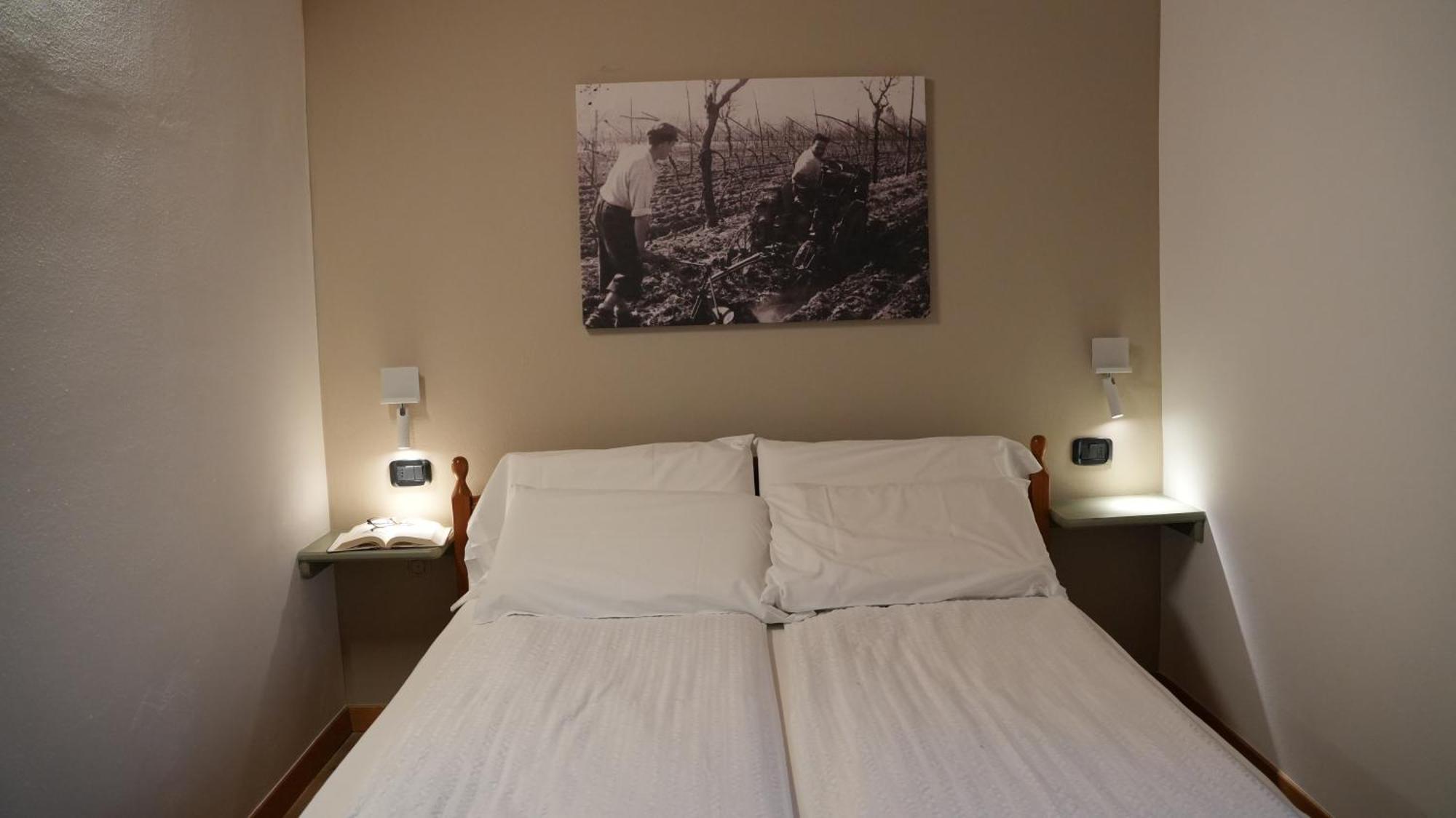 Residence La Colombera Riva del Garda Rom bilde