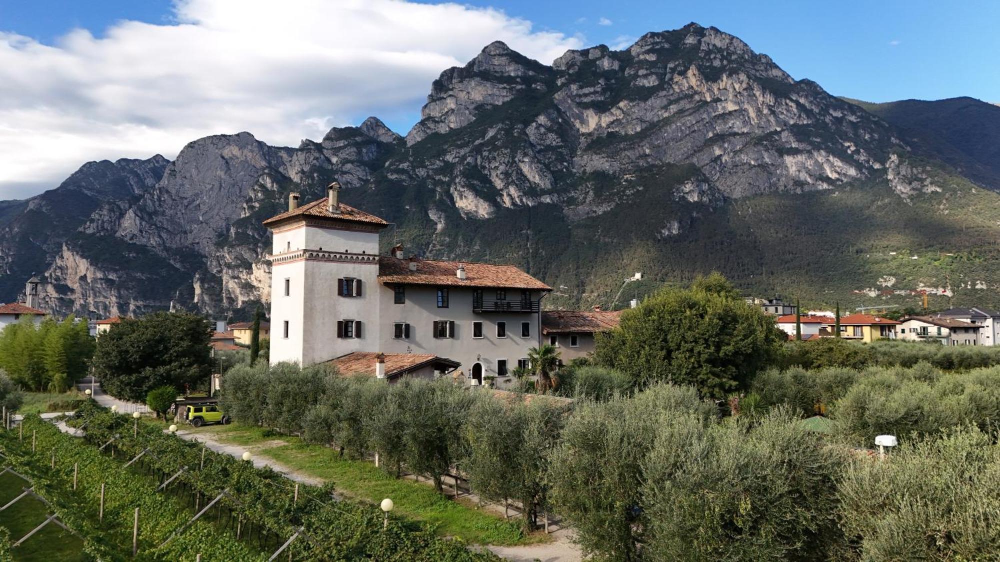 Residence La Colombera Riva del Garda Eksteriør bilde
